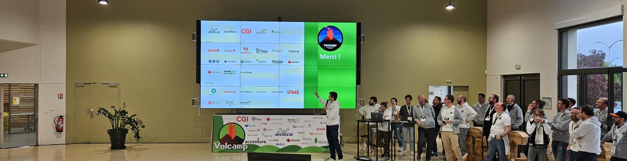 Photo des remerciements sponsors volcamp